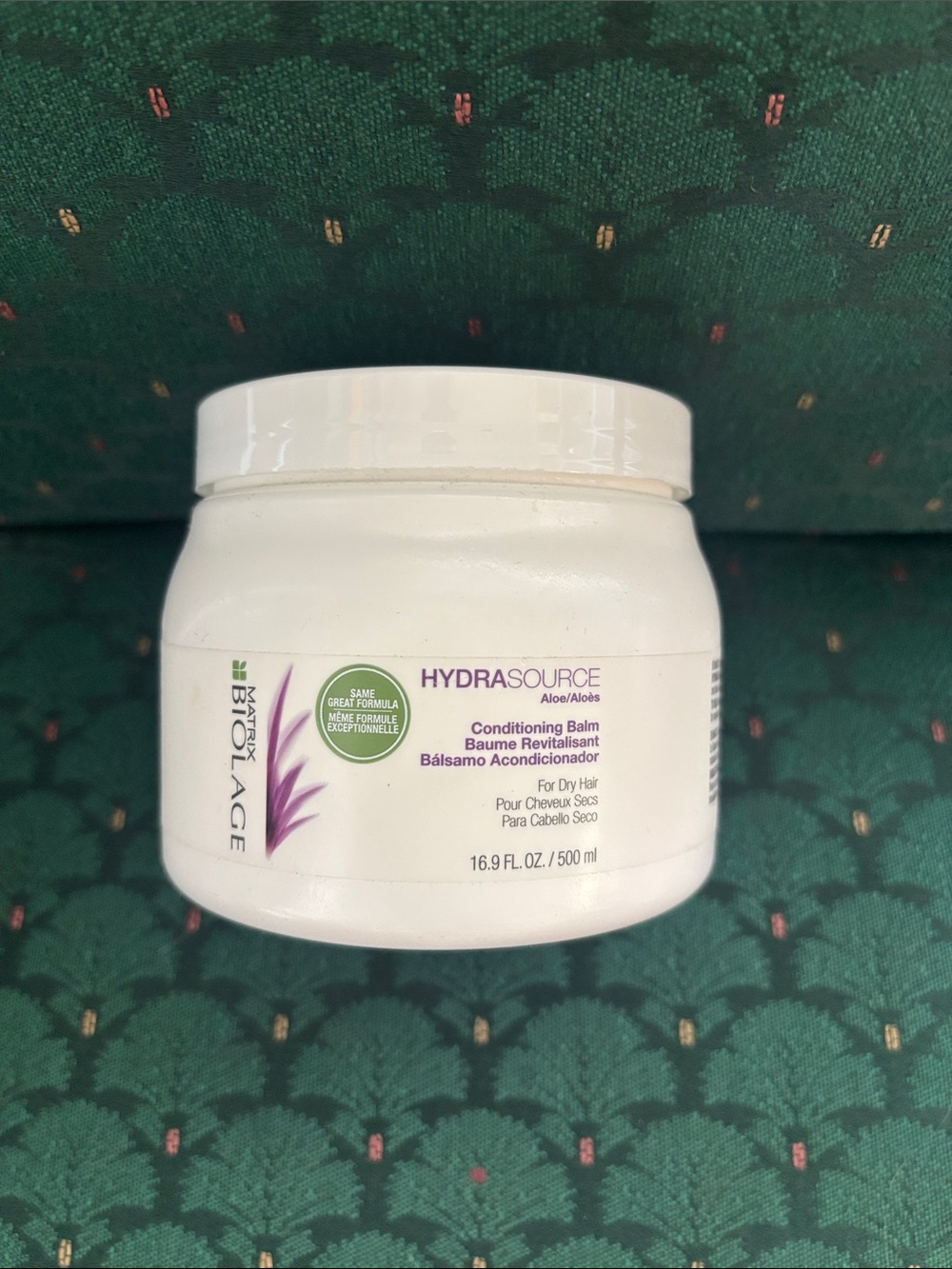 Matix White Jar with Purple Accent Hydrating Conditioning Balm
